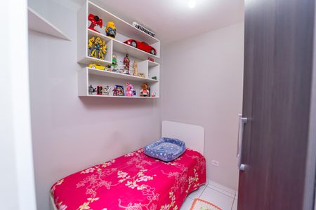 Casa à venda com 153m², 3 quartos e 5 vagas Casa à venda com 153m², 3 quartos e 5 vagasQuarto 2