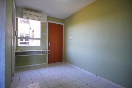 Sala de apartamento à venda com 2 quartos, 49m² em Rubem Berta, Porto Alegre