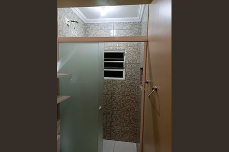 Casa à venda com 236m², 5 quartos e 2 vagasBanheiro 2- Casa 4