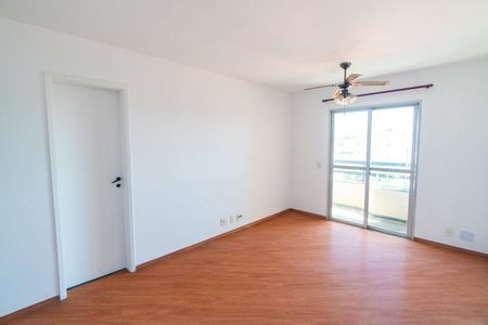 Apartamento para alugar com 65m², 2 quartos e 1 vagaSala