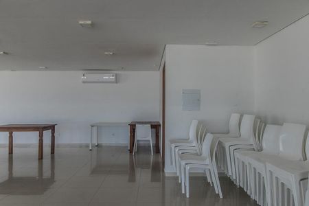 Apartamento para alugar com 63m², 2 quartos e 2 vagasÁrea comum - Salão de festas