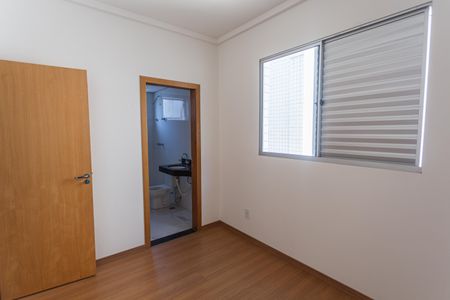 Apartamento à venda com 113m², 3 quartos e 2 vagasSuíte