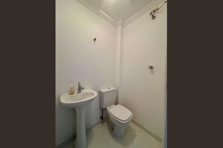 Apartamento para alugar com 144m², 3 quartos e 1 vagaBanheiro de Serviço