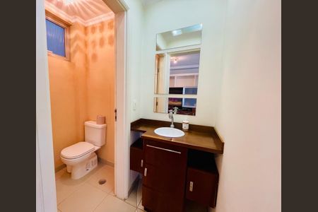 Apartamento para alugar com 144m², 3 quartos e 1 vagaLavabo