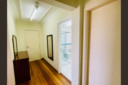 Apartamento para alugar com 144m², 3 quartos e 1 vagaCorredor interno