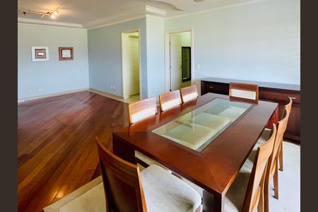 Apartamento para alugar com 144m², 3 quartos e 1 vagaSala de Jantar