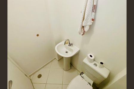 Apartamento para alugar com 144m², 3 quartos e 1 vagaBanheiro de Serviço