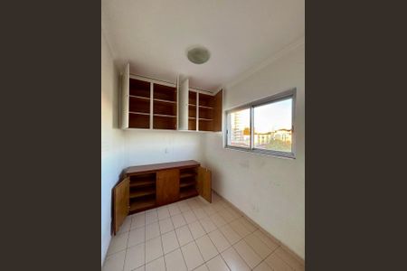 Apartamento para alugar com 144m², 3 quartos e 1 vagaQuarto 3