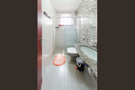 Banheiro de kitnet/studio para alugar com 1 quarto, 20m² em Padre Eustáquio, Belo Horizonte