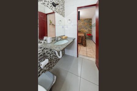 Banheiro de kitnet/studio para alugar com 1 quarto, 20m² em Padre Eustáquio, Belo Horizonte