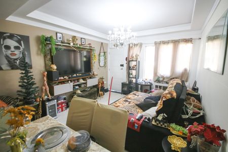 Sala de casa de condomínio para alugar com 2 quartos, 149m² em Nova Mirim, Praia Grande