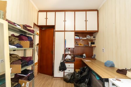 Casa para alugar com 150m², 2 quartos e 2 vagasQuarto 2