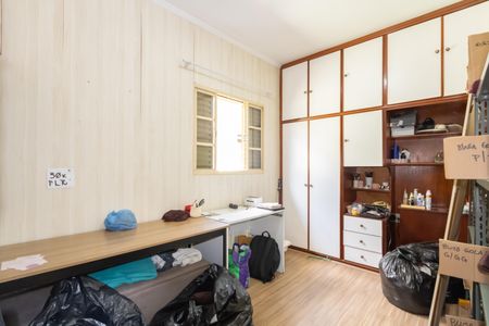 Casa para alugar com 150m², 2 quartos e 2 vagasQuarto 2