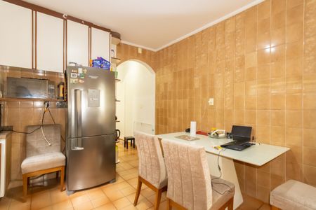 Casa para alugar com 150m², 2 quartos e 2 vagasCozinha