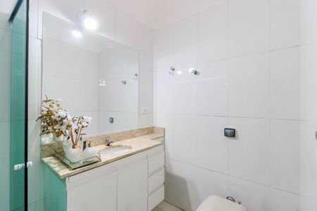 Casa à venda com 83m², 2 quartos e 1 vaga Casa à venda com 83m², 2 quartos e 1 vagaBanheiro