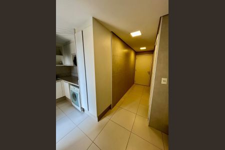 Apartamento à venda com 3 quartos, 238m² em Vila Suzana, São Paulo