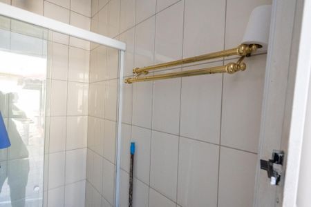 Casa à venda com 350m², 5 quartos e 4 vagasBanheiro de serviço