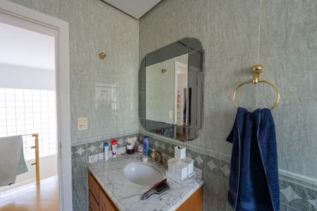 Casa à venda com 350m², 5 quartos e 4 vagasBanheiro Social