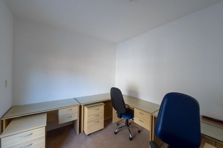 Casa à venda com 350m², 5 quartos e 4 vagasEscritório