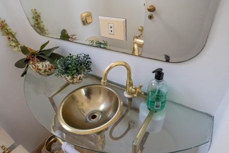 Casa à venda com 350m², 5 quartos e 4 vagasLavabo