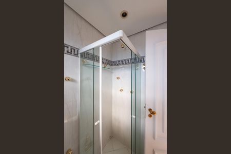 Casa à venda com 350m², 5 quartos e 4 vagasBanheiro da Suíte 1