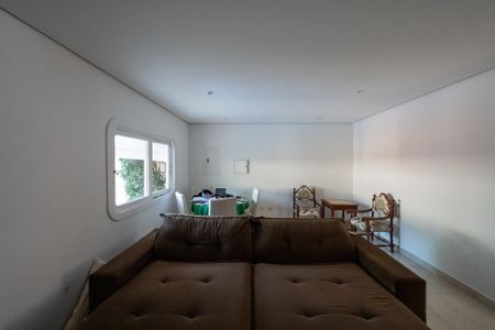 Casa à venda com 350m², 5 quartos e 4 vagasSala de TV