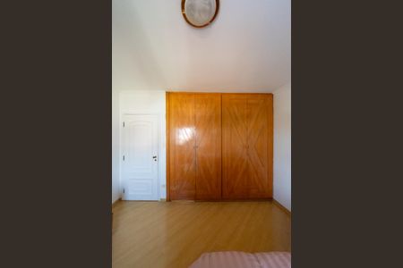 Casa à venda com 350m², 5 quartos e 4 vagasSuíte 3