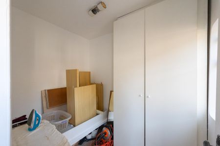 Casa à venda com 350m², 5 quartos e 4 vagasQuarto de Serviço