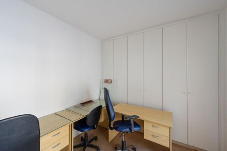 Casa à venda com 350m², 5 quartos e 4 vagasEscritório