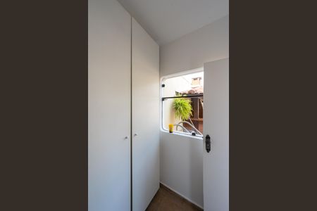 Casa à venda com 350m², 5 quartos e 4 vagasQuarto de Serviço