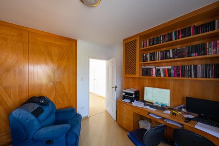 Casa à venda com 350m², 5 quartos e 4 vagasQuarto 4