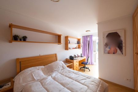 Casa à venda com 350m², 5 quartos e 4 vagasSuíte 1