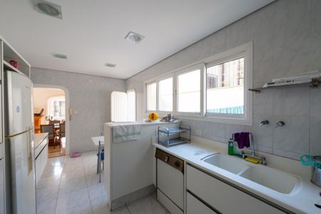 Casa à venda com 350m², 5 quartos e 4 vagasCozinha