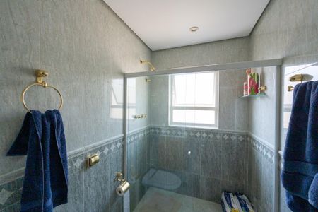 Casa à venda com 350m², 5 quartos e 4 vagasBanheiro Social