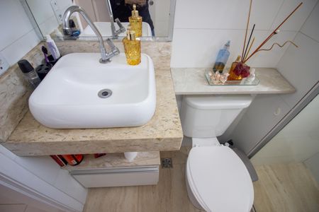 Apartamento para alugar com 58m², 2 quartos e 1 vagaBanheiro Social