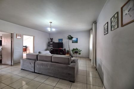 Casa à venda com 316m², 2 quartos e sem vagaSala