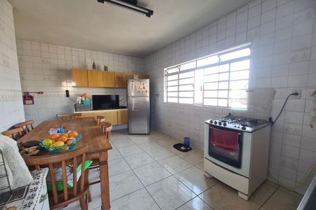 Casa à venda com 316m², 2 quartos e sem vagaCozinha