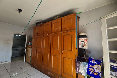 Casa à venda com 316m², 2 quartos e sem vagaQuarto