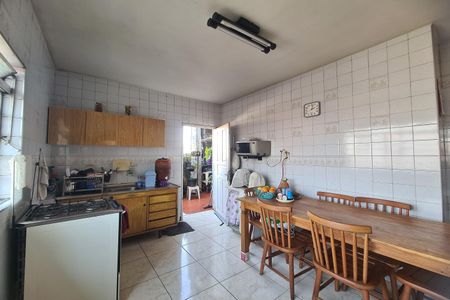Casa à venda com 316m², 2 quartos e sem vagaCozinha