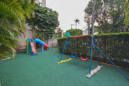 Apartamento para alugar com 50m², 2 quartos e sem vagaÁrea comum - Playground