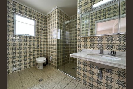 Casa à venda com 192m², 4 quartos e 4 vagas Casa à venda com 192m², 4 quartos e 4 vagasBanheiro Suíte 2