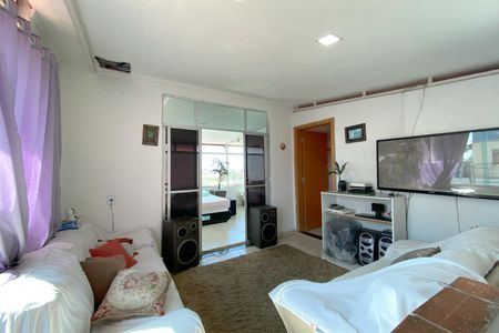 Sala 2 de casa para alugar com 3 quartos, 155m² em Universitário, Belo Horizonte