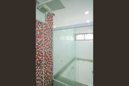 Casa para alugar com 458m², 2 quartos e 2 vagasBanheiro da suíte 1