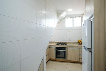 Casa para alugar com 458m², 2 quartos e 2 vagasCozinha