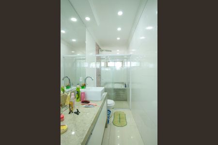 Casa para alugar com 458m², 2 quartos e 2 vagasBanheiro da suíte 1