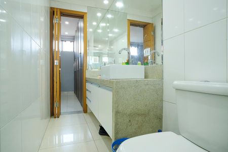 Casa para alugar com 458m², 2 quartos e 2 vagasBanheiro da suíte 1