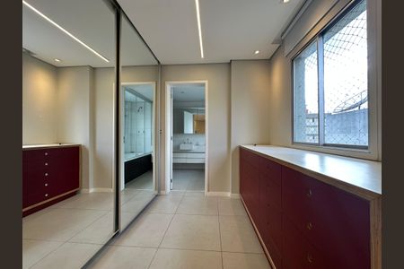 Apartamento à venda com 61m², 2 quartos e 1 vaga Apartamento à venda com 61m², 2 quartos e 1 vagaSuíte