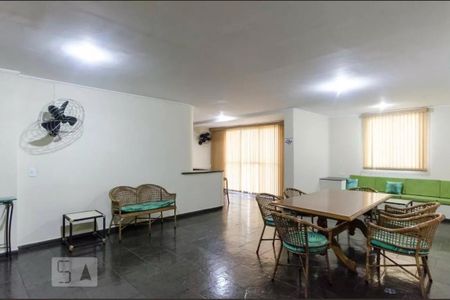 Apartamento à venda com 61m², 2 quartos e 1 vaga Apartamento à venda com 61m², 2 quartos e 1 vagaÁrea Comum