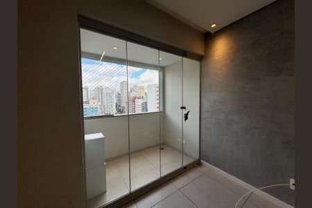 Apartamento à venda com 61m², 2 quartos e 1 vaga Apartamento à venda com 61m², 2 quartos e 1 vagaVaranda Sala