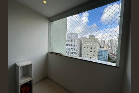 Apartamento à venda com 61m², 2 quartos e 1 vaga Apartamento à venda com 61m², 2 quartos e 1 vagaVaranda Sala
